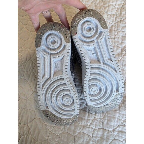 Nike Air Force 1 Flyknit Low 2.0 ‘Oreo’ Black White AV3042-001 Men’s Size 8.5 - Picture 5 of 7